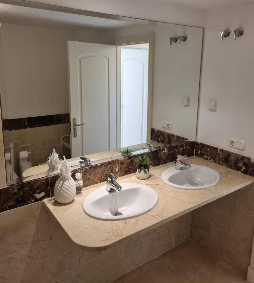 Elegant Apartment With Fantastic Views At The Top Of Calahonda Sitio de Calahonda Ngoại thất bức ảnh